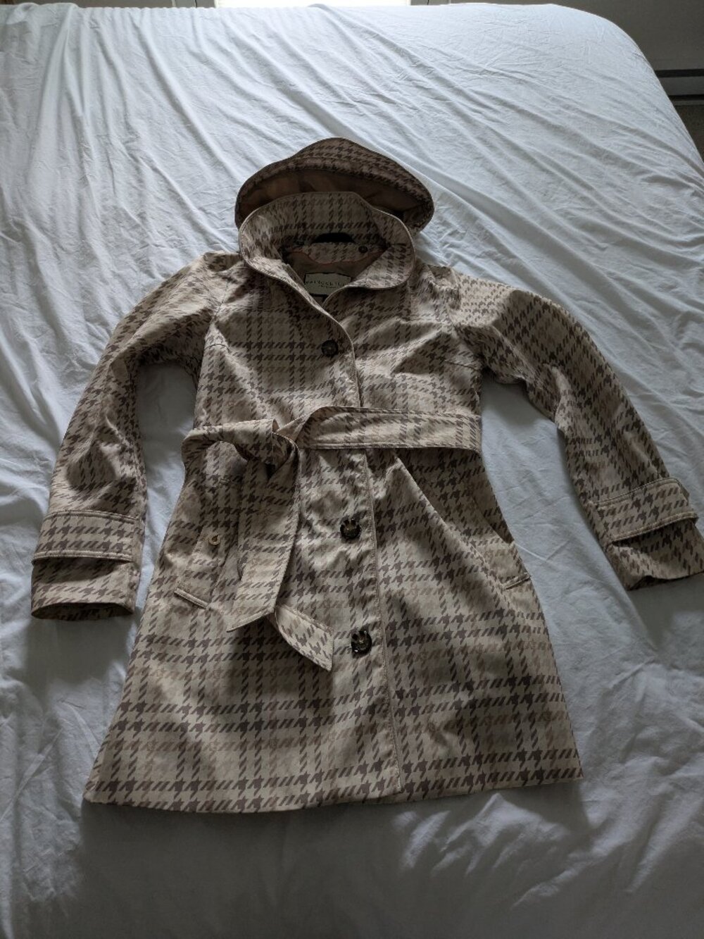 Rain Couture Amsterdam Waterproof Houndstooth Trench Coat - Small